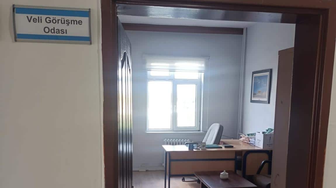 VELİ GÖRÜŞME ODASI