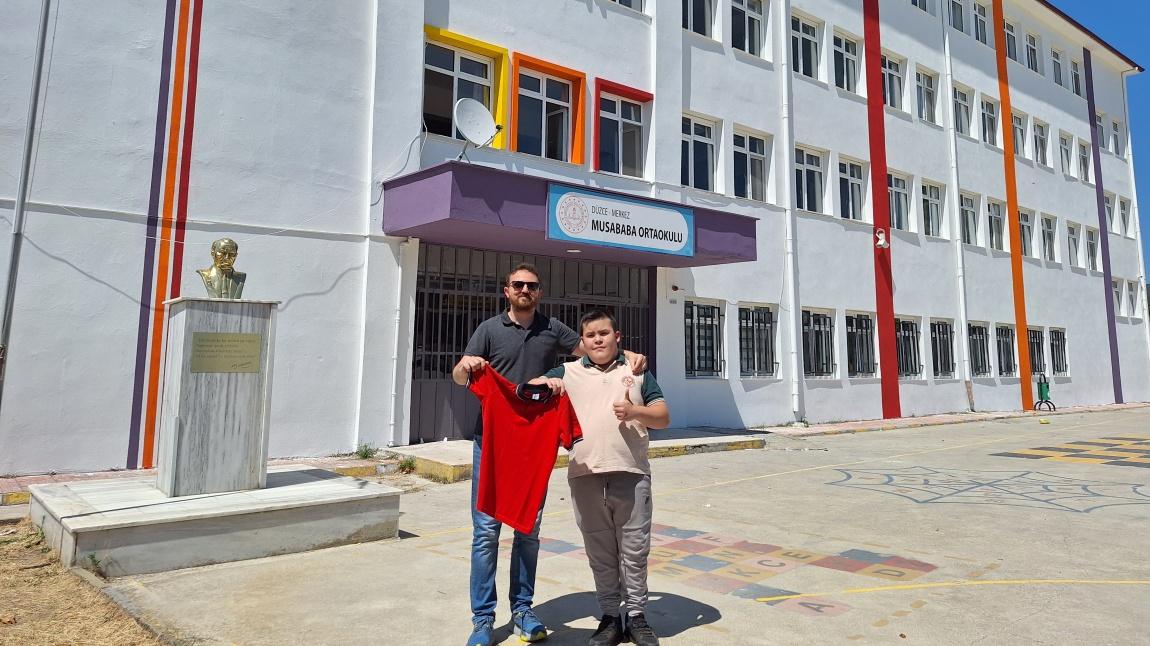 Okul dış cephemizi ve öğrenci formalarımızı yeniledik!